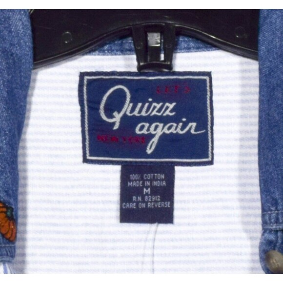 NWT Let's Quizz Again Embroidered Teddy Bear Blue & White Striped Shirt Sz M - Picture 6 of 6